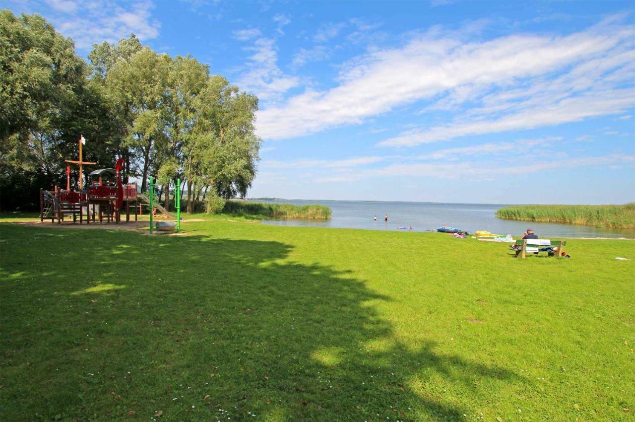 Ferienhauser Mit Pool Kummerow Schw 1010 Kültér fotó
